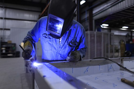 soudeur tig sur aluminium