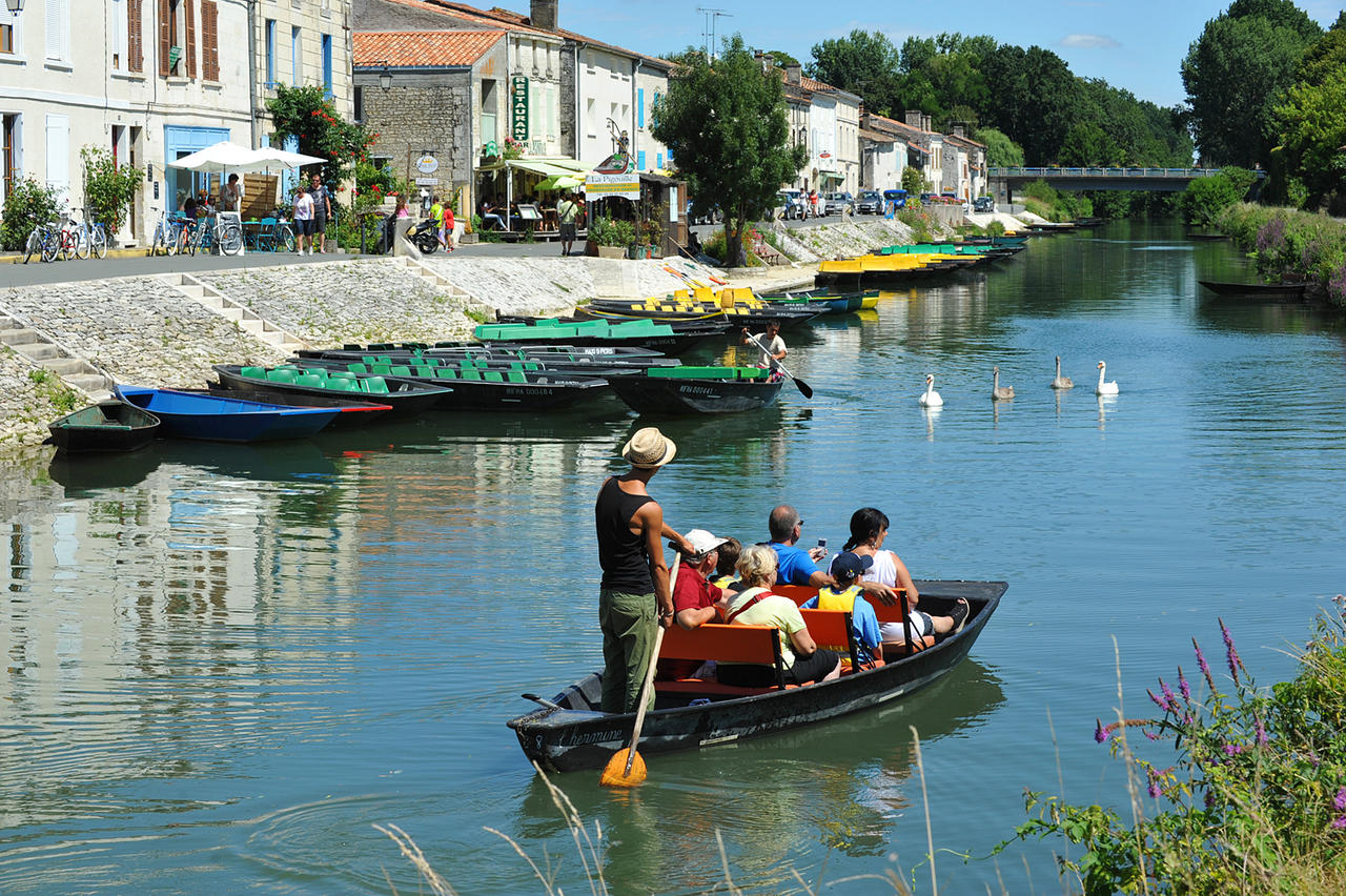 HOTE / HOTESSE EVENEMENT