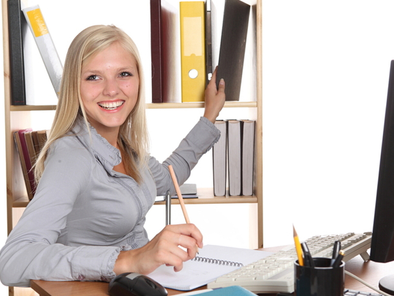 SECRETAIRE
